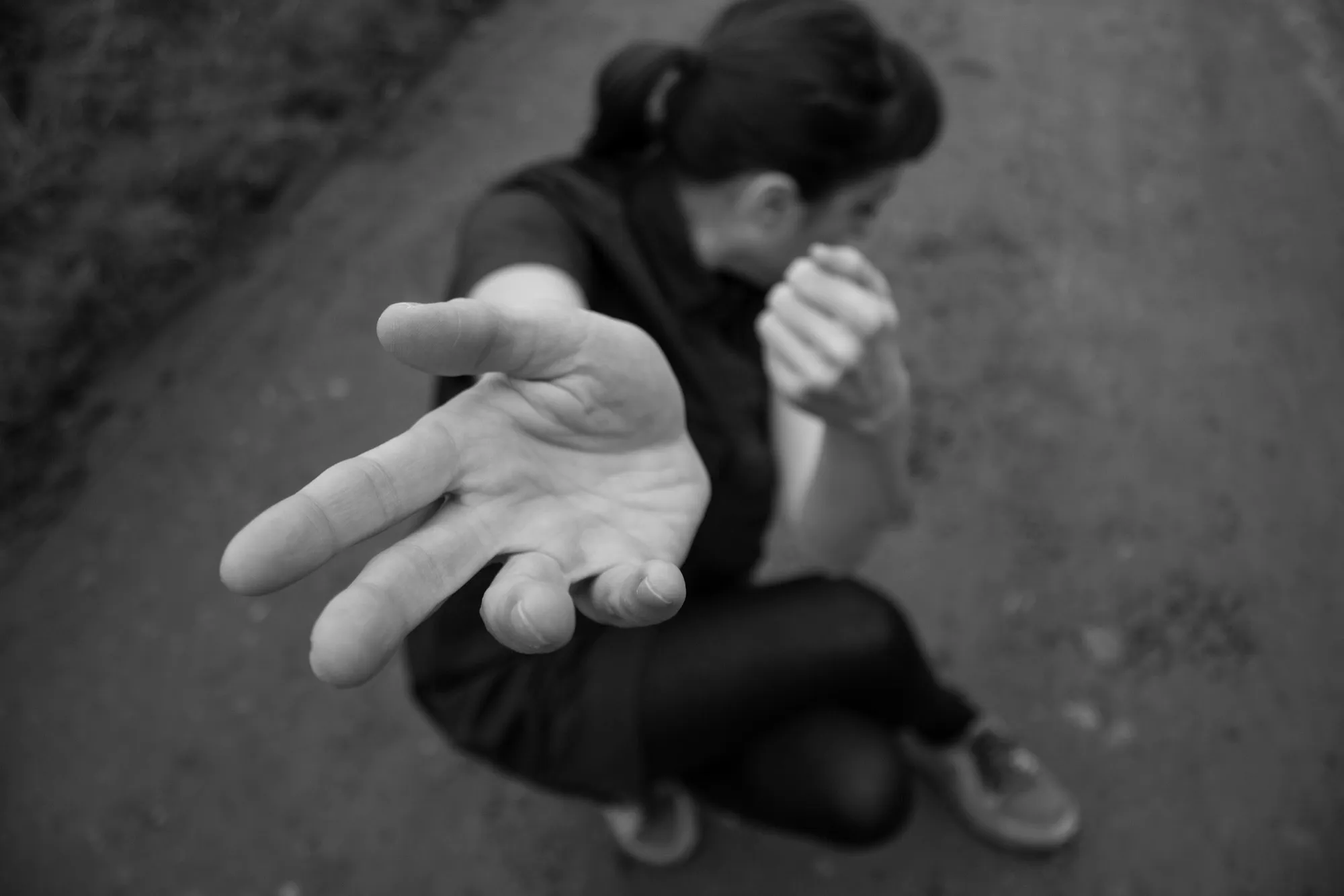 Of Gestures and Other Utterances